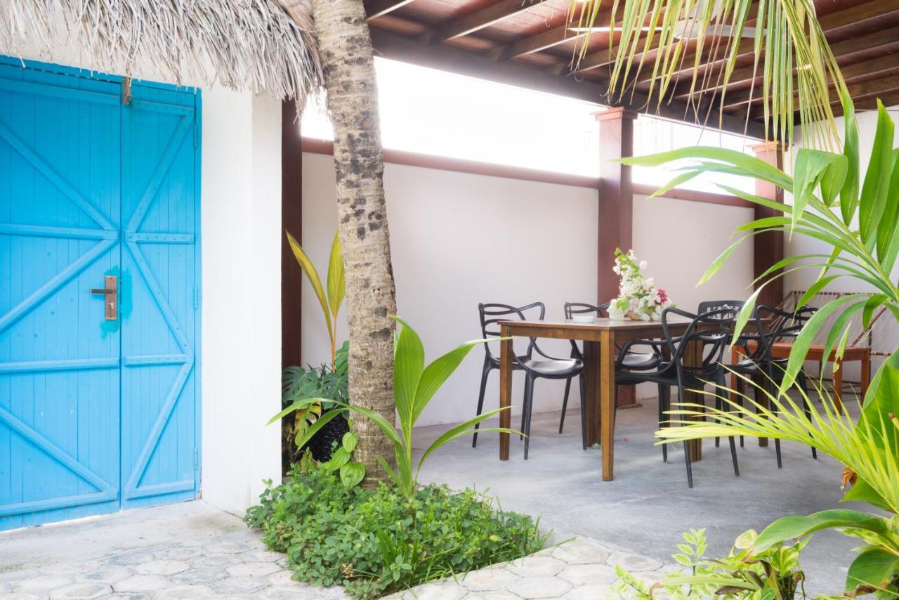 Palm Gate Maldives Hotel Thulusdhoo Exterior foto