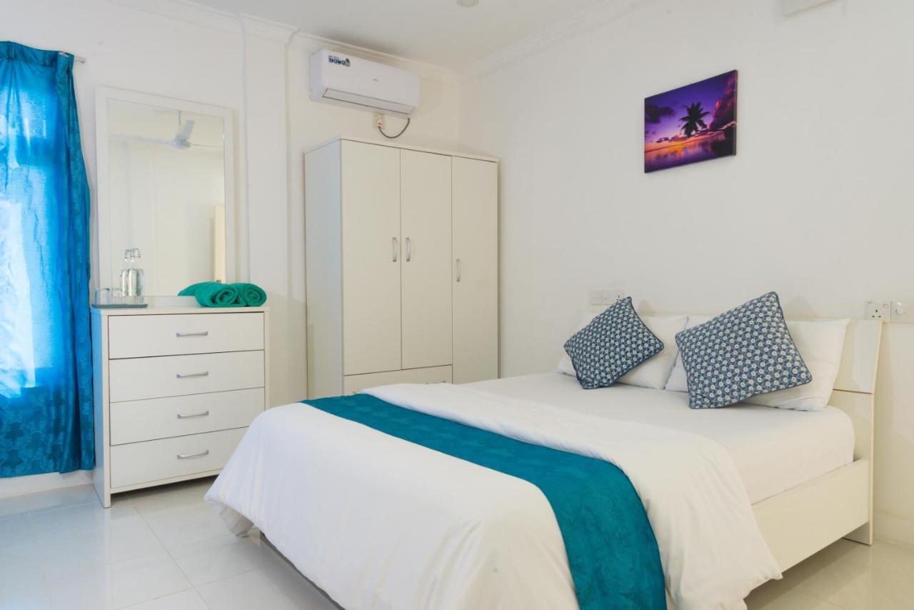Palm Gate Maldives Hotel Thulusdhoo Exterior foto