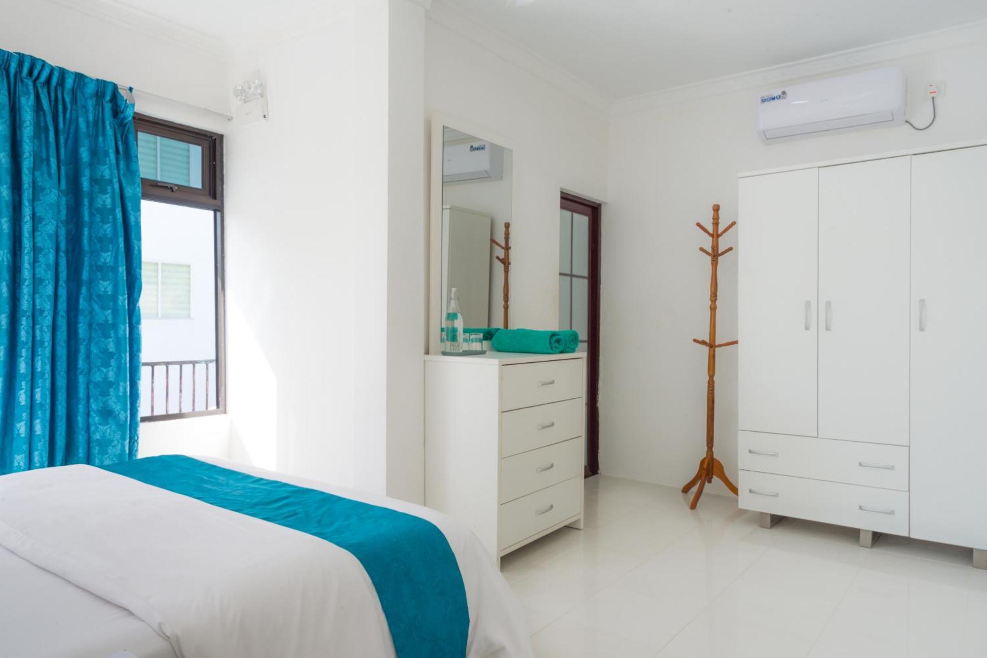 Palm Gate Maldives Hotel Thulusdhoo Exterior foto